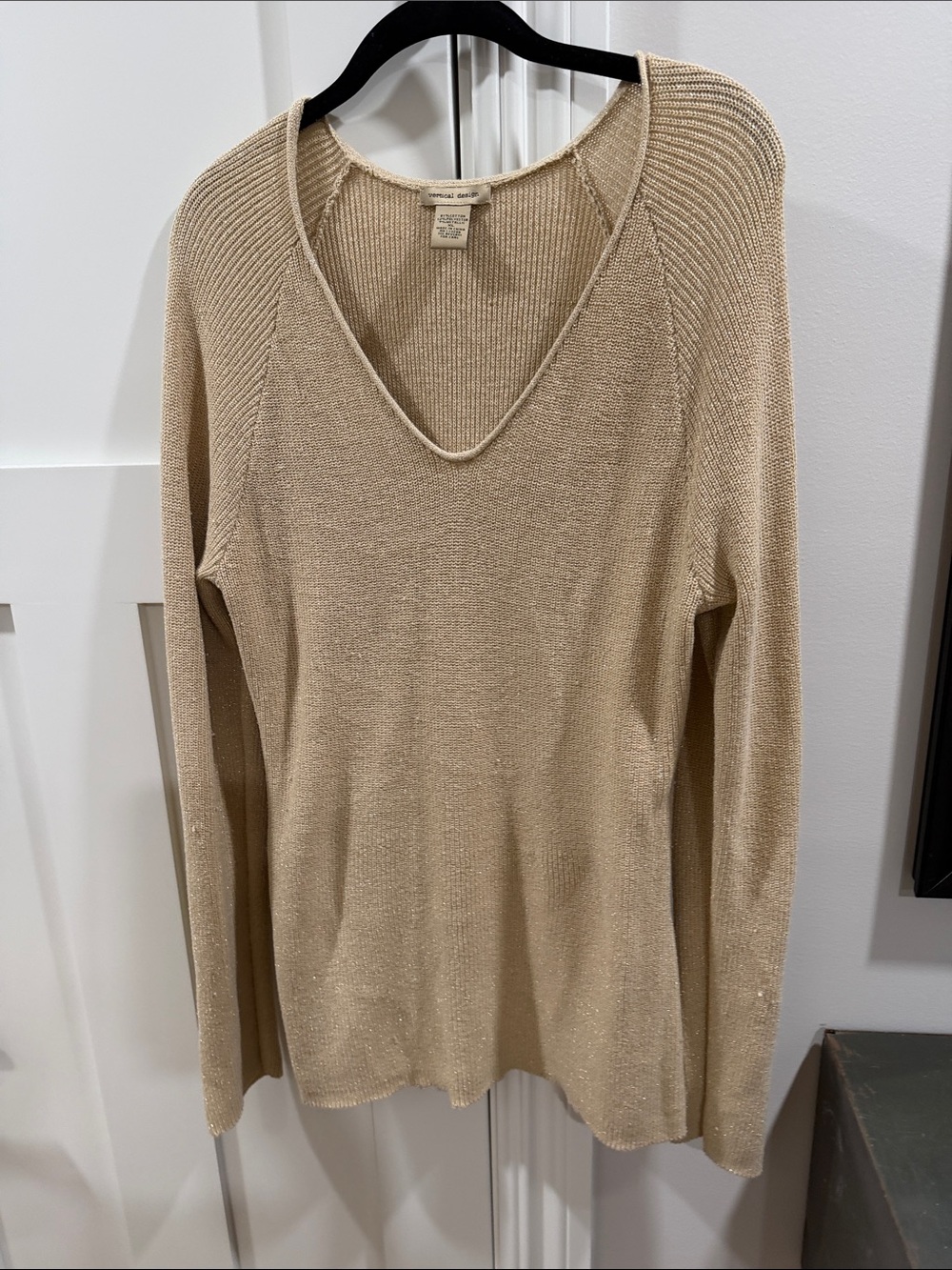 Vince V-Neck Long Sleeve Sweater in Beige